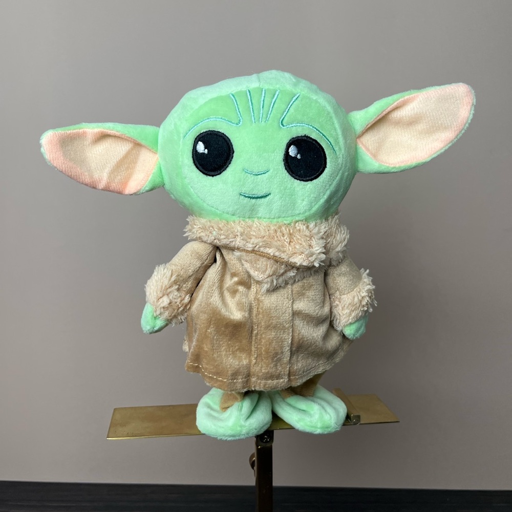 Star Wars Baby Yoda Talking Walking Plush Toy 7.8" Repeats, Plays Music, Lights